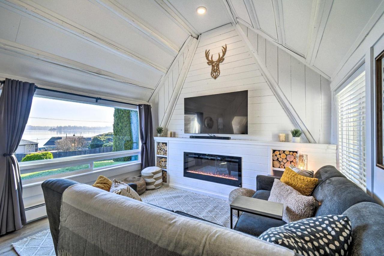 Puget Sound Cabin With Hot Tub And Water Views! Bremerton Bagian luar foto